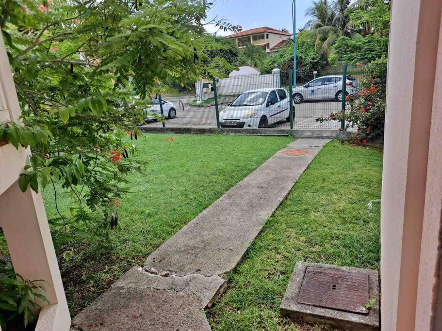 Studio - Residence Avec Piscine แซ็งแตนน์ ภายนอก รูปภาพ